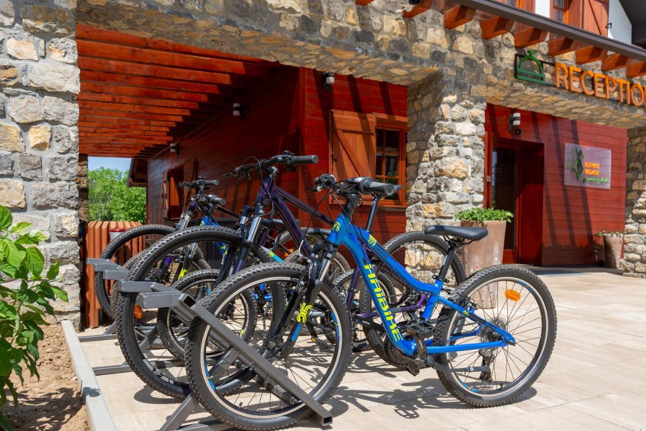 קורניצה Plitvice Village מראה חיצוני תמונה